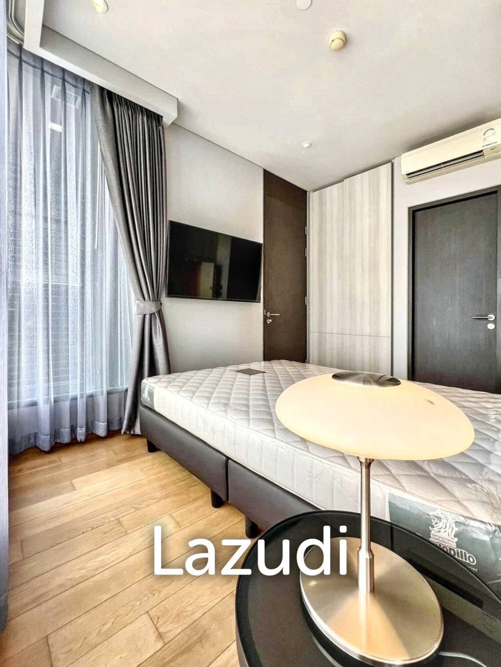 1 Bedroom 1 Bathroom 32 SQ.M The Lumpini24
