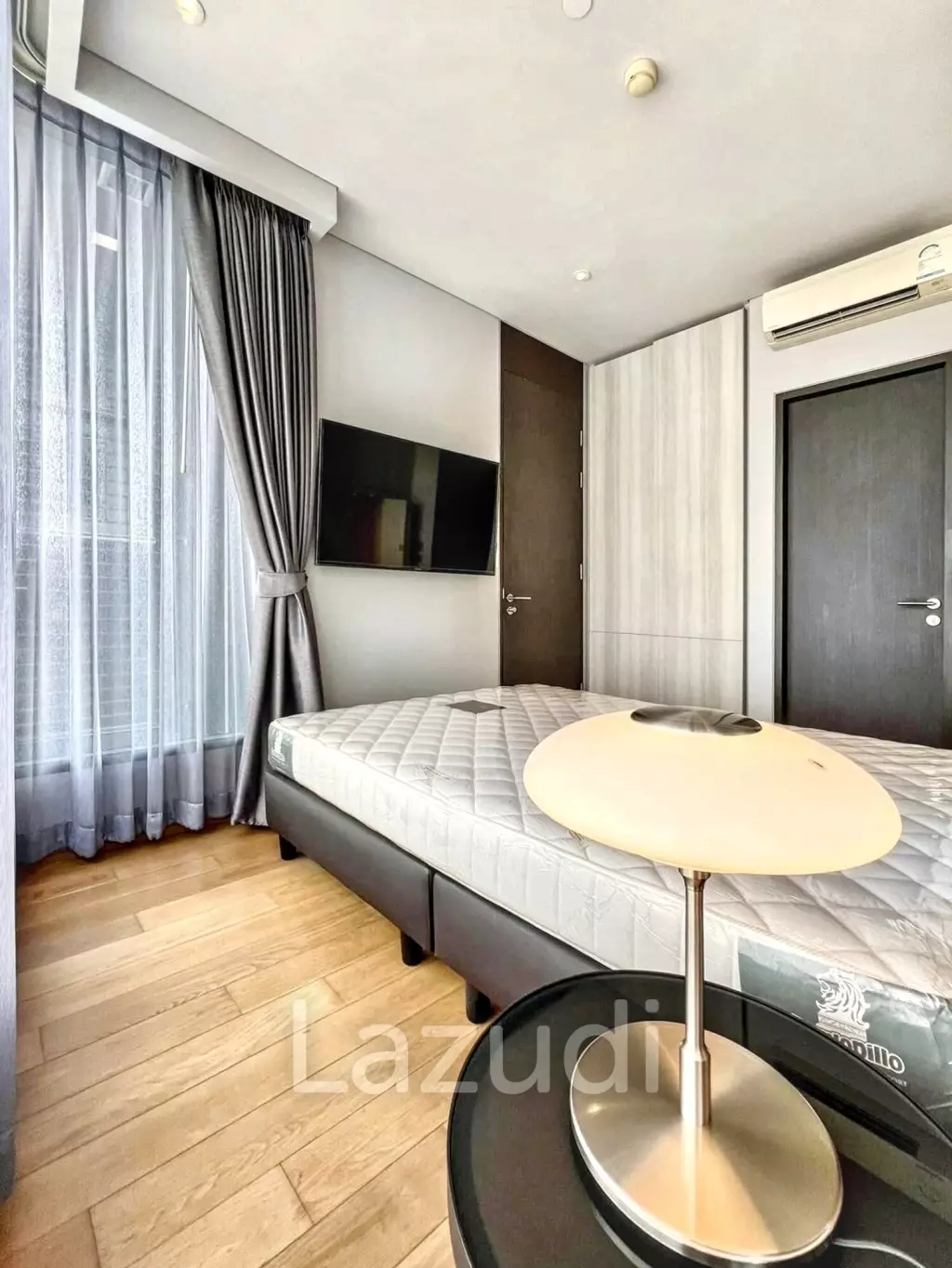 1 Bedroom 1 Bathroom 32 SQ.M The Lumpini24