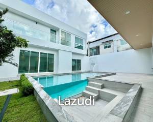 Modern  5-Bedroom Villa Near BISP In Koh Kaew, Phuket