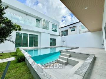 Modern  4-Bedroom Villa Near BISP In Koh Kaew, Phuket