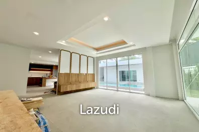Modern  4-Bedroom Villa Near BISP In Koh Kaew, Phuket