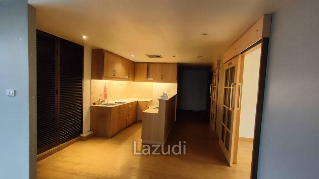 Ultra Luxury Office Space for rent in Asoke