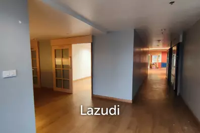 Ultra Luxury Office Space for rent in Asoke