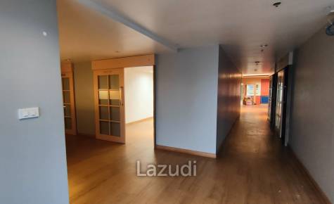 Ultra Luxury Office Space for rent in Asoke