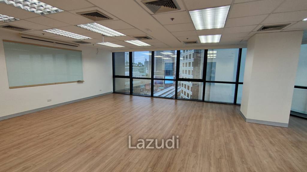Ultra Luxury Office Space for rent in Asoke