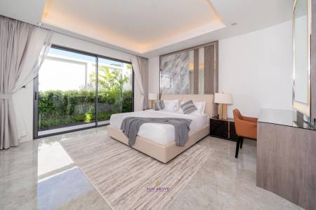 4-Bedrooms Modern Luxury Pool Villa in Bangtao For Rent