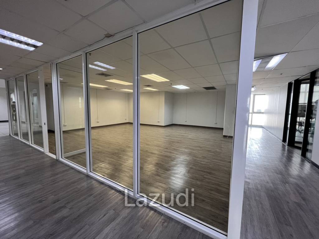 Spacious Office Space for Rent in Thonglor Bangkok