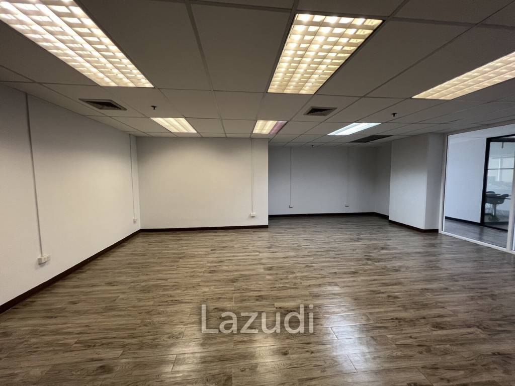 Spacious Office Space for Rent in Thonglor Bangkok