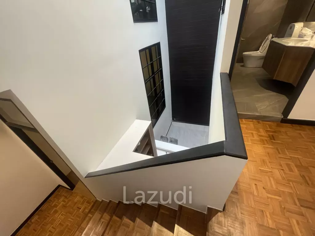 Ultra Luxury 5-Storey Commercial Building in Khlong Tan Nuea Watthana Bangkok