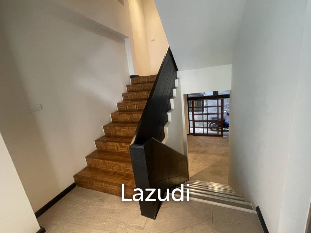 Ultra Luxury 5-Storey Commercial Building in Khlong Tan Nuea Watthana Bangkok