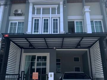 3bedroom Townhouse in Bearing