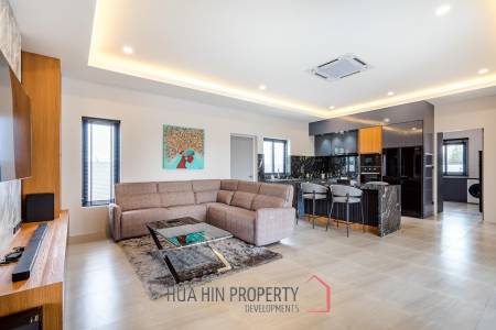 3 Beds 2 Baths 272 SQ.M Narada Villas Phase 3