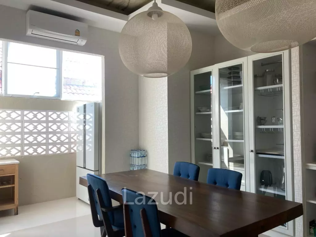 Stylish Pool Villa In The Heart Of Rawai