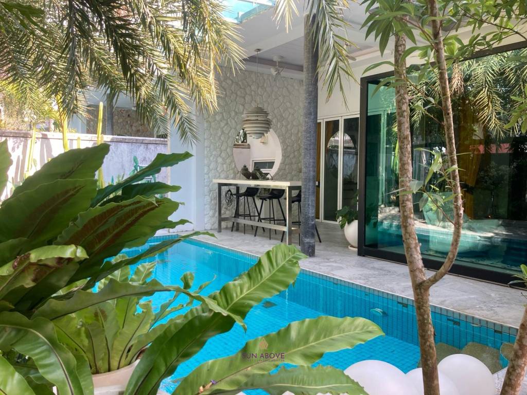 Stylish Pool Villa In The Heart Of Rawai