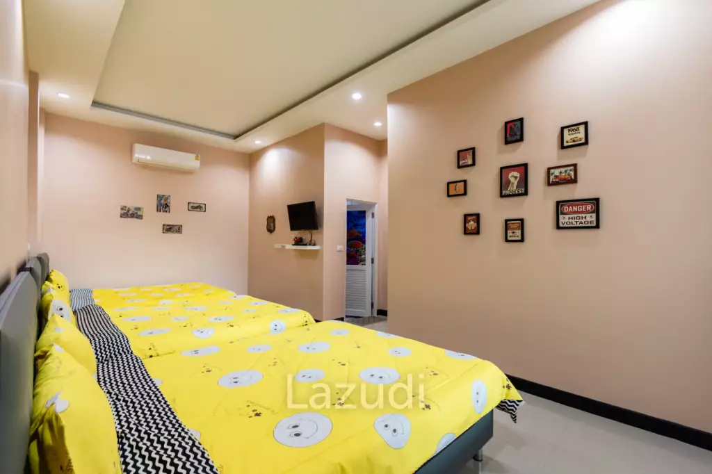 Spacious 5 Bedroom Villa in Cha Am, Phetchaburi