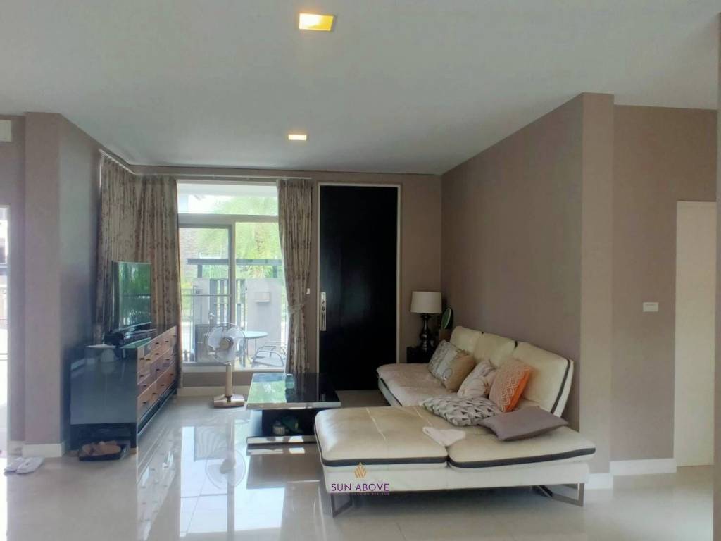 4-Bedroom House For Sale At 88 Land and House Koh Kaew Phuket