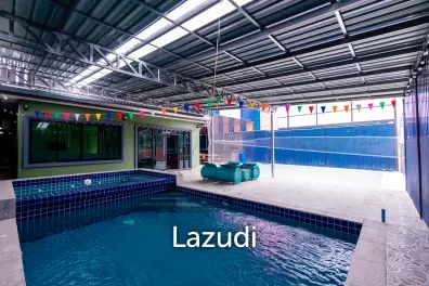 5-Bedroom Pool Villa for Sale in Cha Am