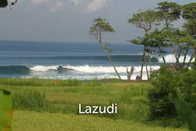SPECTACULAR BEACHFRONT LAND FOR ADVENTURE ENTHUSIASTS IN KLUNGKUNG