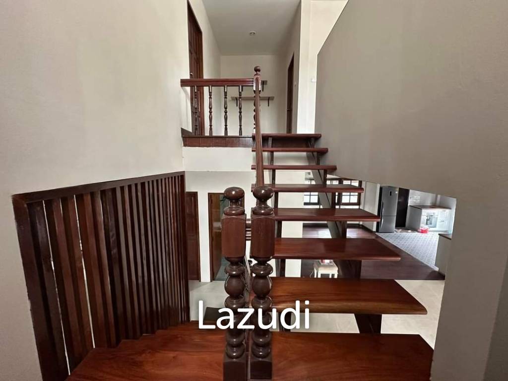 Newly Renovated Modern Home Office for rent in Srinakarin 38