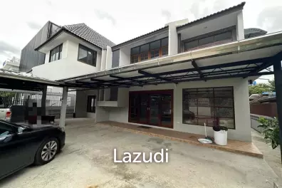 Newly Renovated Modern Home Office for rent in Srinakarin 38