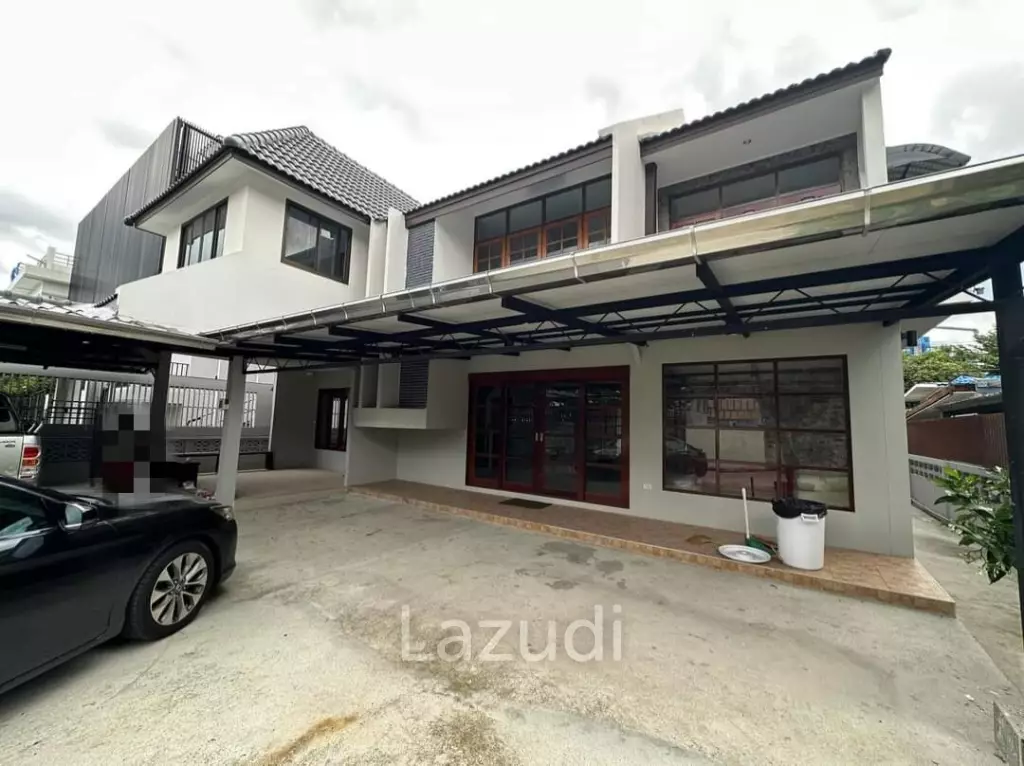 Newly Renovated Modern Home Office for rent in Srinakarin 38