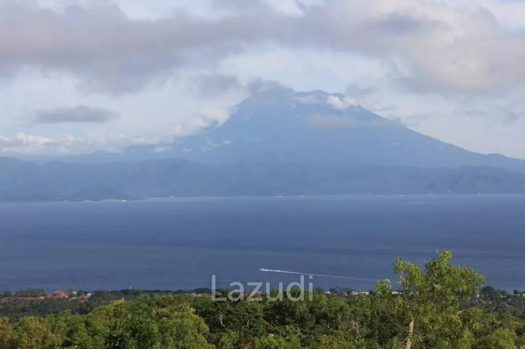 OCEAN-VIEW FREEHOLD LAND IN NUSA PENIDA