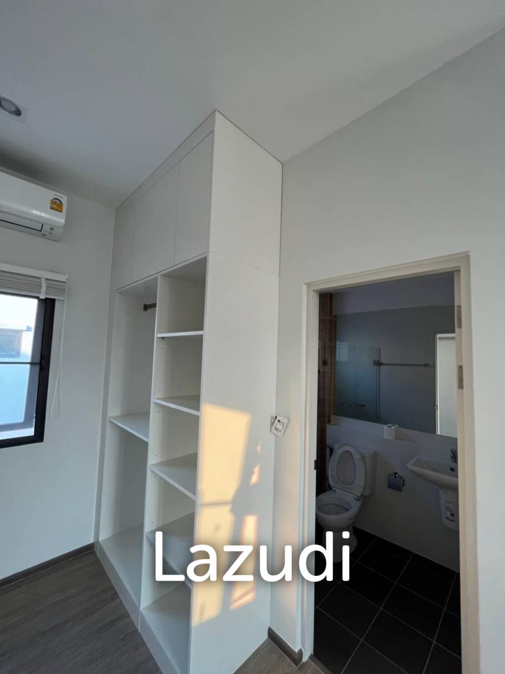 3 Bed 4 Bath 184 SQ.M Grande Pleno Sukhumvit-Bangna