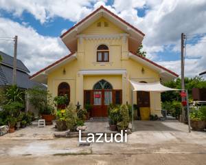 2 Bedroom Colonial Style House in Hang Dong