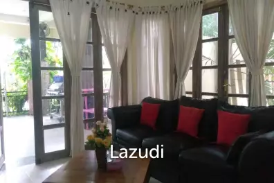 STRATEGIC CORNER VILLA WITH SPACIOUS GARDEN IN JIMBARAN
