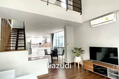 3 Bed 3 Bath 300 SQ.M House in sukhumvit 49