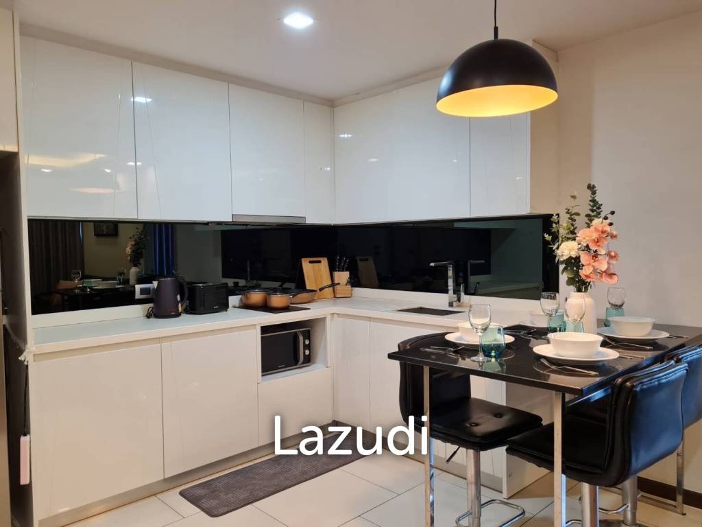 2 Beds 2 Baths 81.5 SQ.M. The Peak Towers Condominium