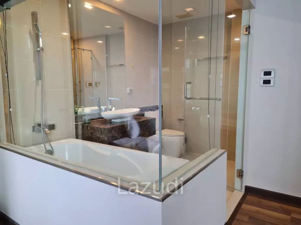 2 Beds 2 Baths 81.5 SQ.M. The Peak Towers Condominium