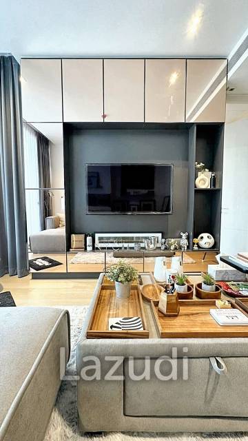 1 Bed 1 Bath 54 SQ.M The Strand Thonglor