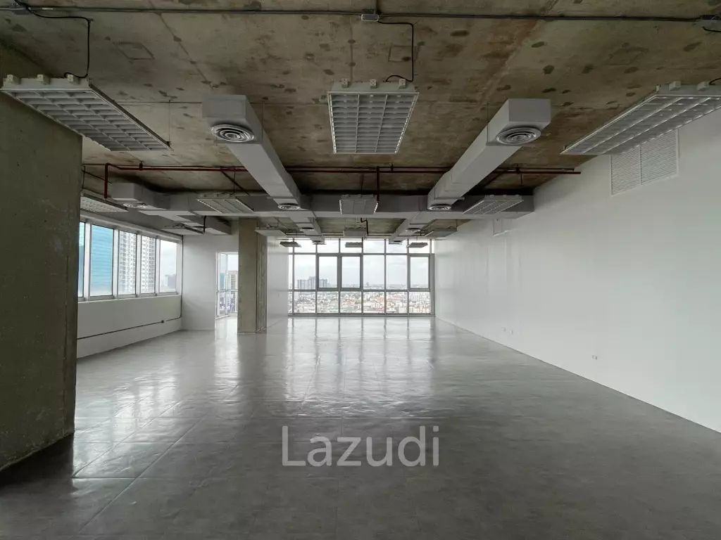 Luxury Office Space for Rent in Khlong Tan Nuea