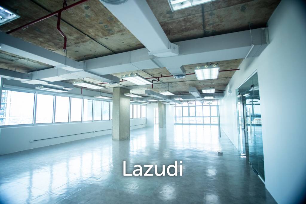 Luxury Office Space for Rent in Khlong Tan Nuea