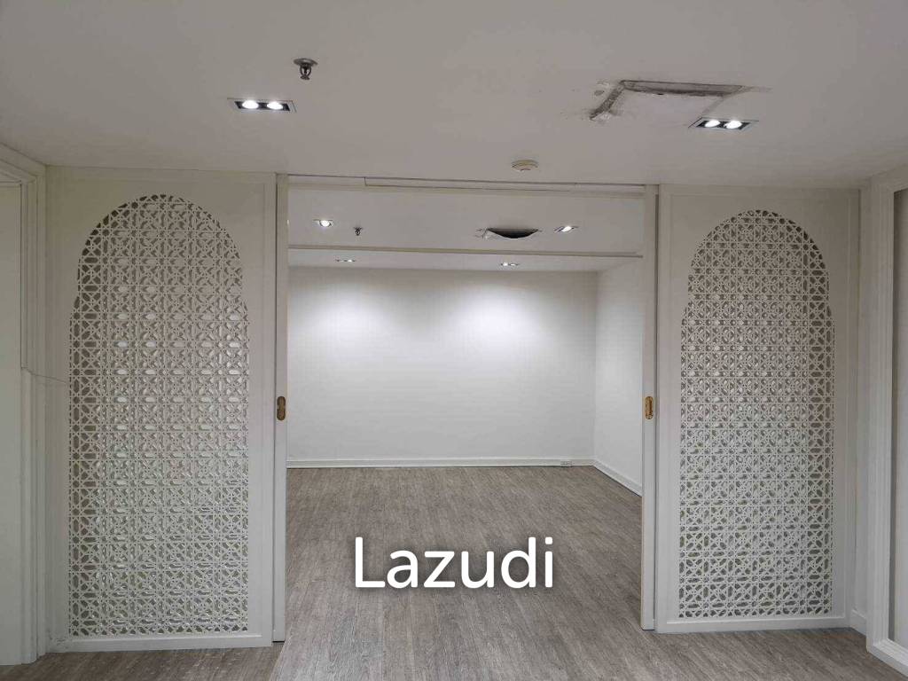 Ultra Premium Fully Fitted Office for rent in Asoke