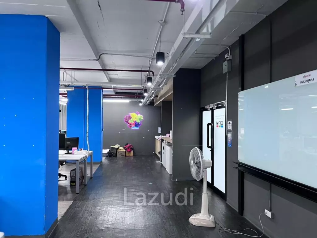 Luxury Office Space for Sale in Asoke