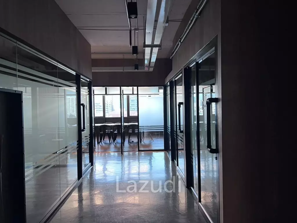 Luxury Office Space for Sale in Asoke
