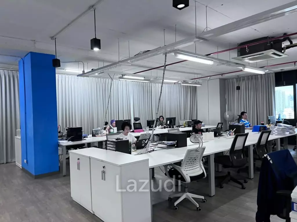 Luxury Office Space for Sale in Asoke