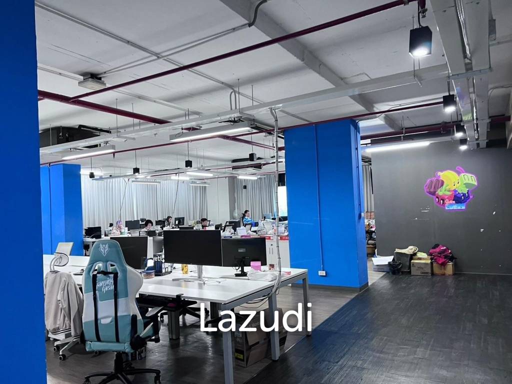 Luxury Office Space for Sale in Asoke