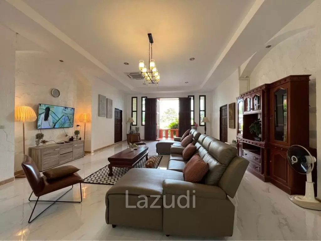 4-Bedroom Villa 2 Mins From Rawai Beach For Rent