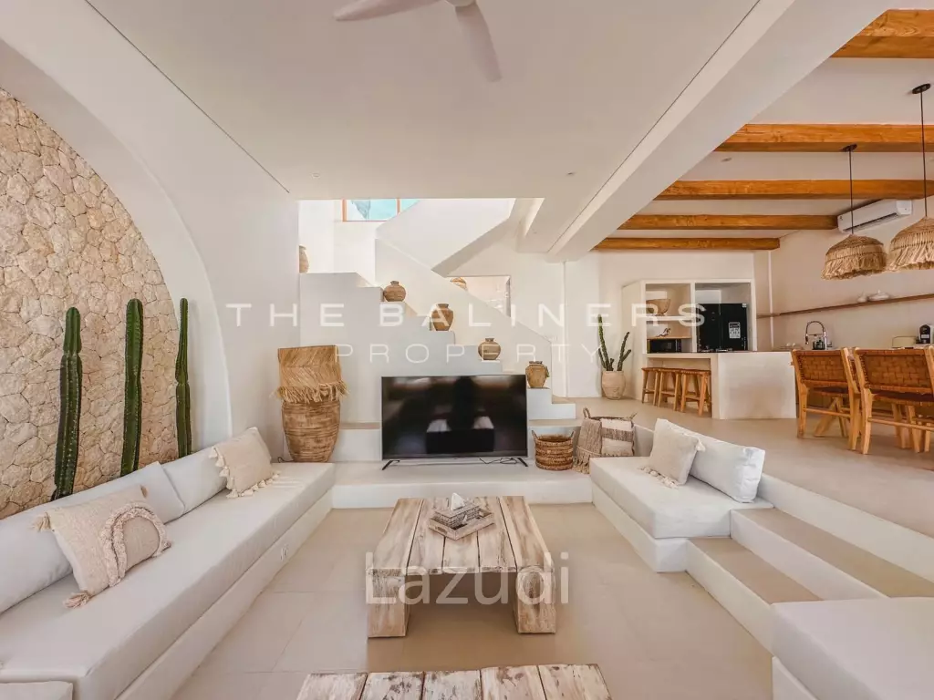 BRAND NEW MEDITERRANEAN-TROPICAL VILLA IN STRATEGIC UNGASAN
