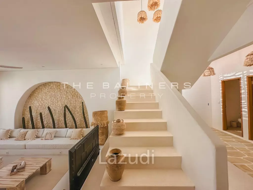 BRAND NEW MEDITERRANEAN-TROPICAL VILLA IN STRATEGIC UNGASAN