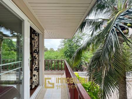 Baan Talay Samaran : 3 Beds Detected House For sale (only the house)