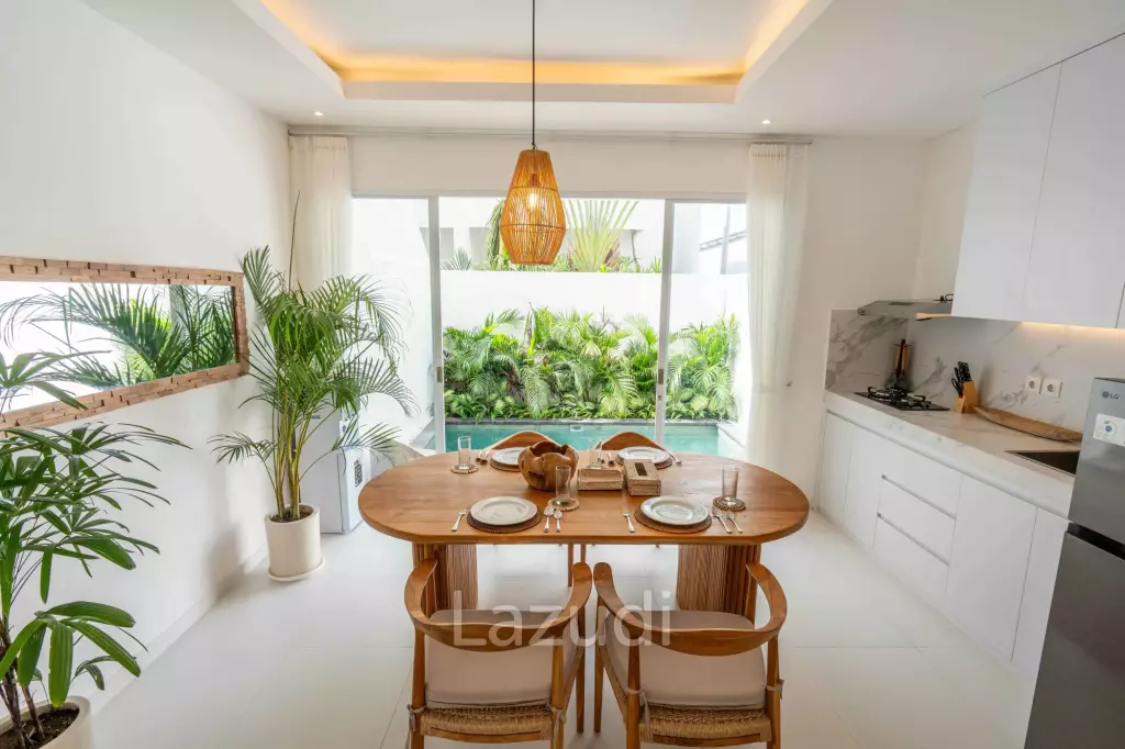 MODERN VILLA WITH PRIVATE POOL AND GARDEN IN STRATEGIC CANGGU