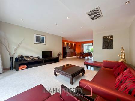 Blue Lagoon: 2 Bedroom Pool Access Condo