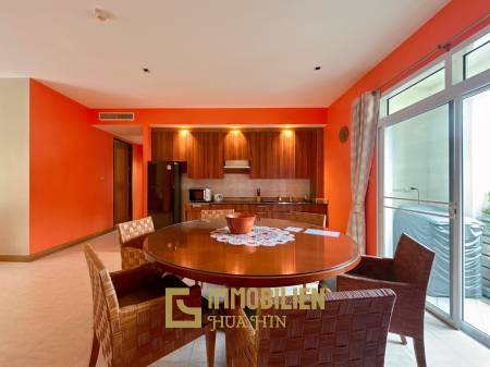 Blue Lagoon: 2 Bedroom Pool Access Condo