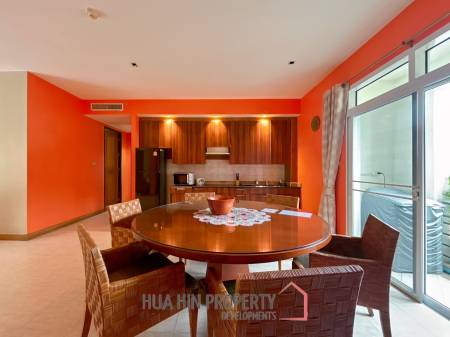 Blue Lagoon: 2 Bedroom Pool Access Condo