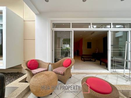 Blue Lagoon: 2 Bedroom Pool Access Condo