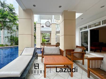 Blue Lagoon: 2 Bed 2 Bath Pool Access Condo